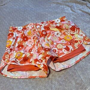 Floral gym shorts size large